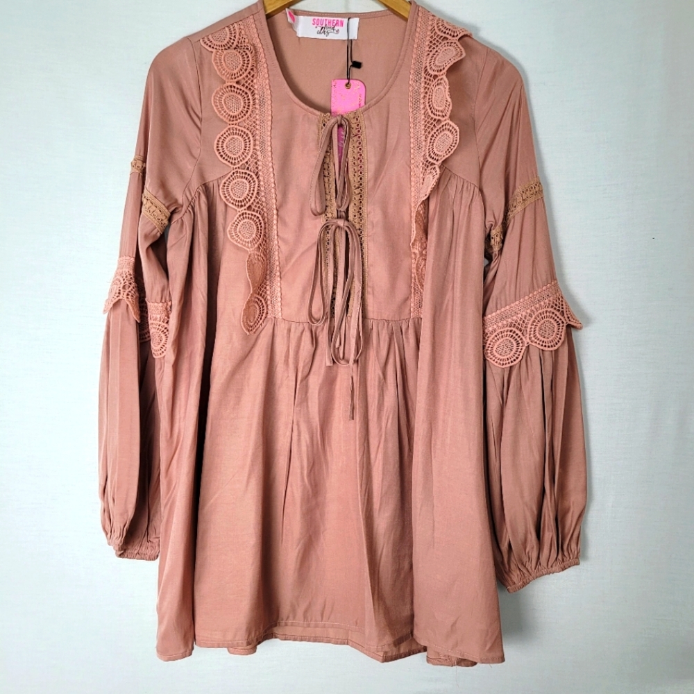 Circle Of Love Top - Blush